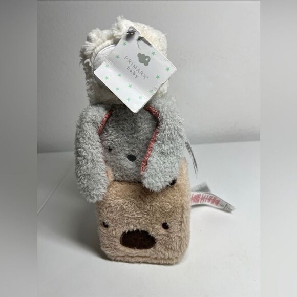 NWT Primark Pyramid Of Plush Animals Cubes White Gray Beige Baby’ First Toys - Picture 2 of 5
